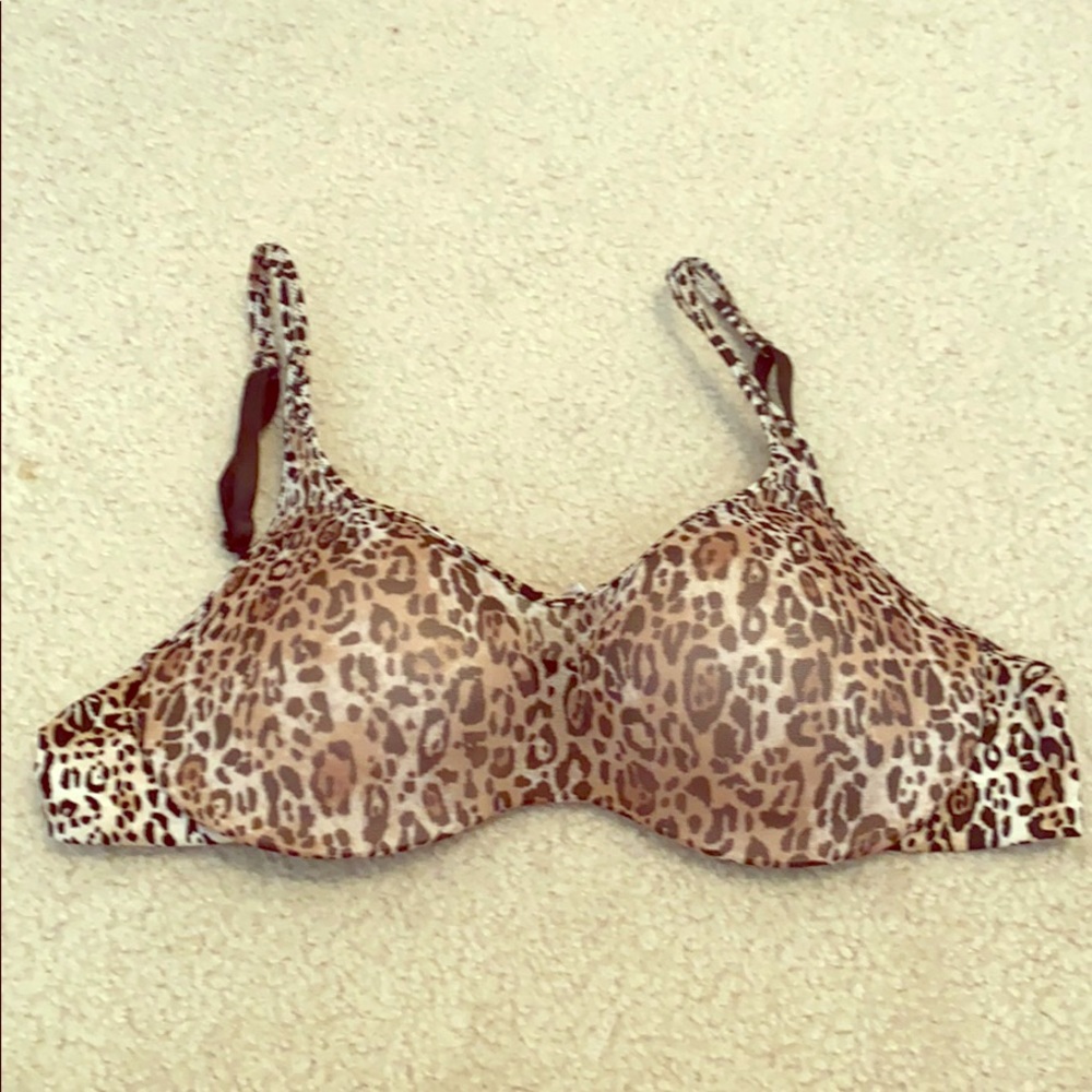 Victoria's Secret Leopard Print T-Shirt Bra in Brown and Tan